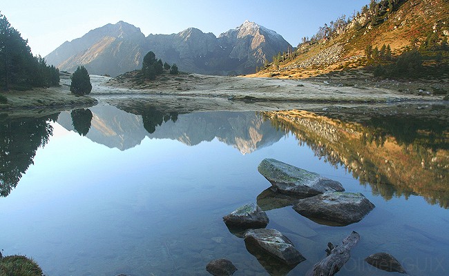 Olivier Guix - Photo Les Pyrnes en Automne: Lac d'Aumar, Lever de soleil