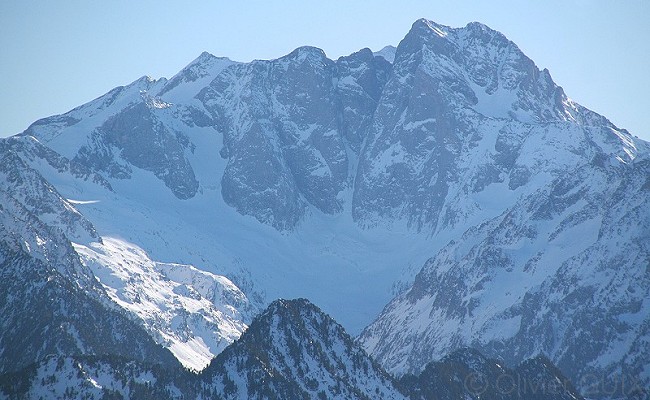 Olivier Guix - Photo Les Pyrnes en Hiver: Face Nord du Vignemale, neige