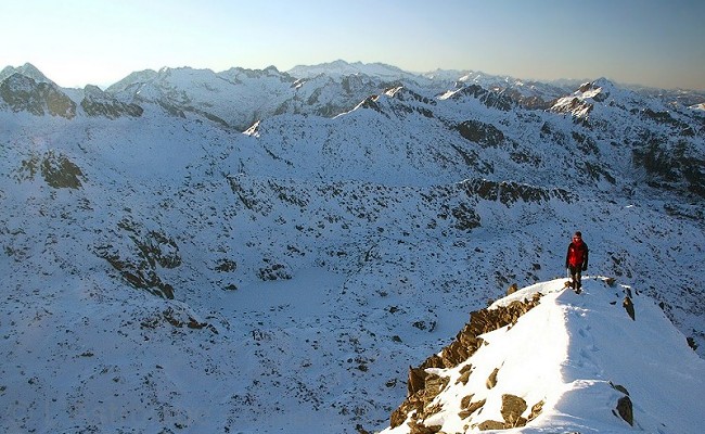 Olivier Guix - Photo Les Pyrnes en Hiver: Sommet de la Ratera, neige