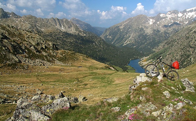 Olivier Guix - Photo La traverse des Pyrnes  VTT: Pourquoi pas nous